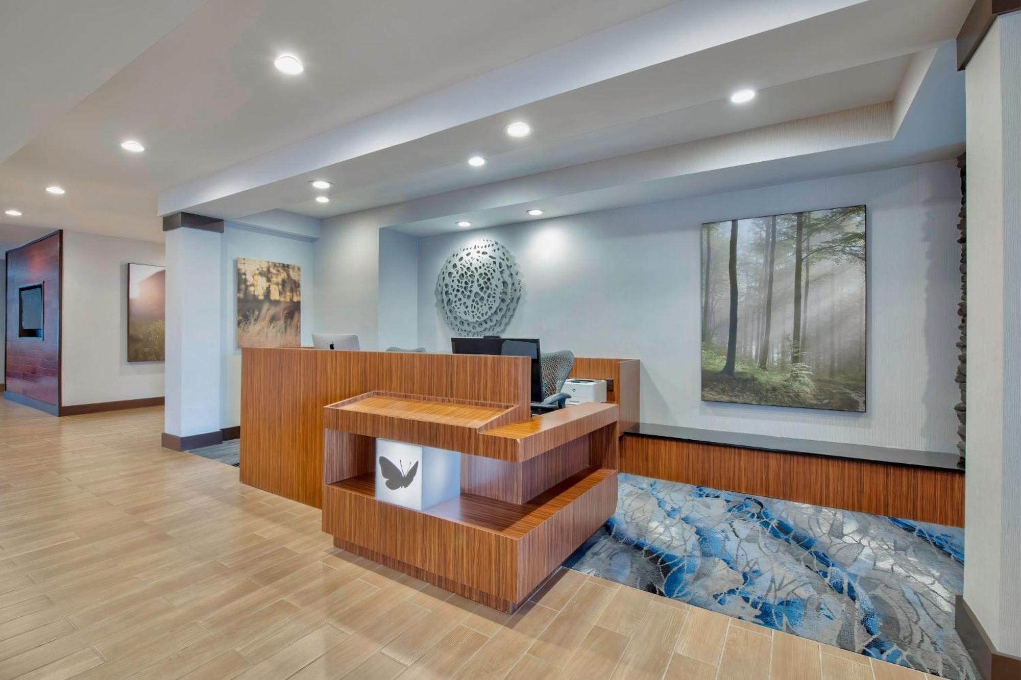 Fairfield Inn & Suites By Marriott Гринвуд Экстерьер фото