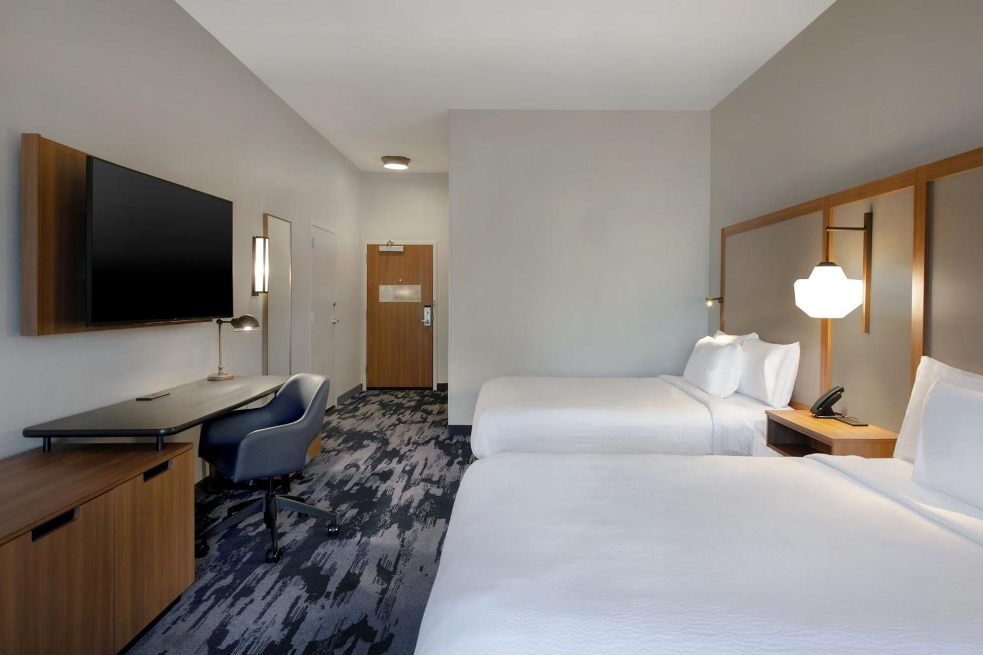 Fairfield Inn & Suites By Marriott Гринвуд Экстерьер фото
