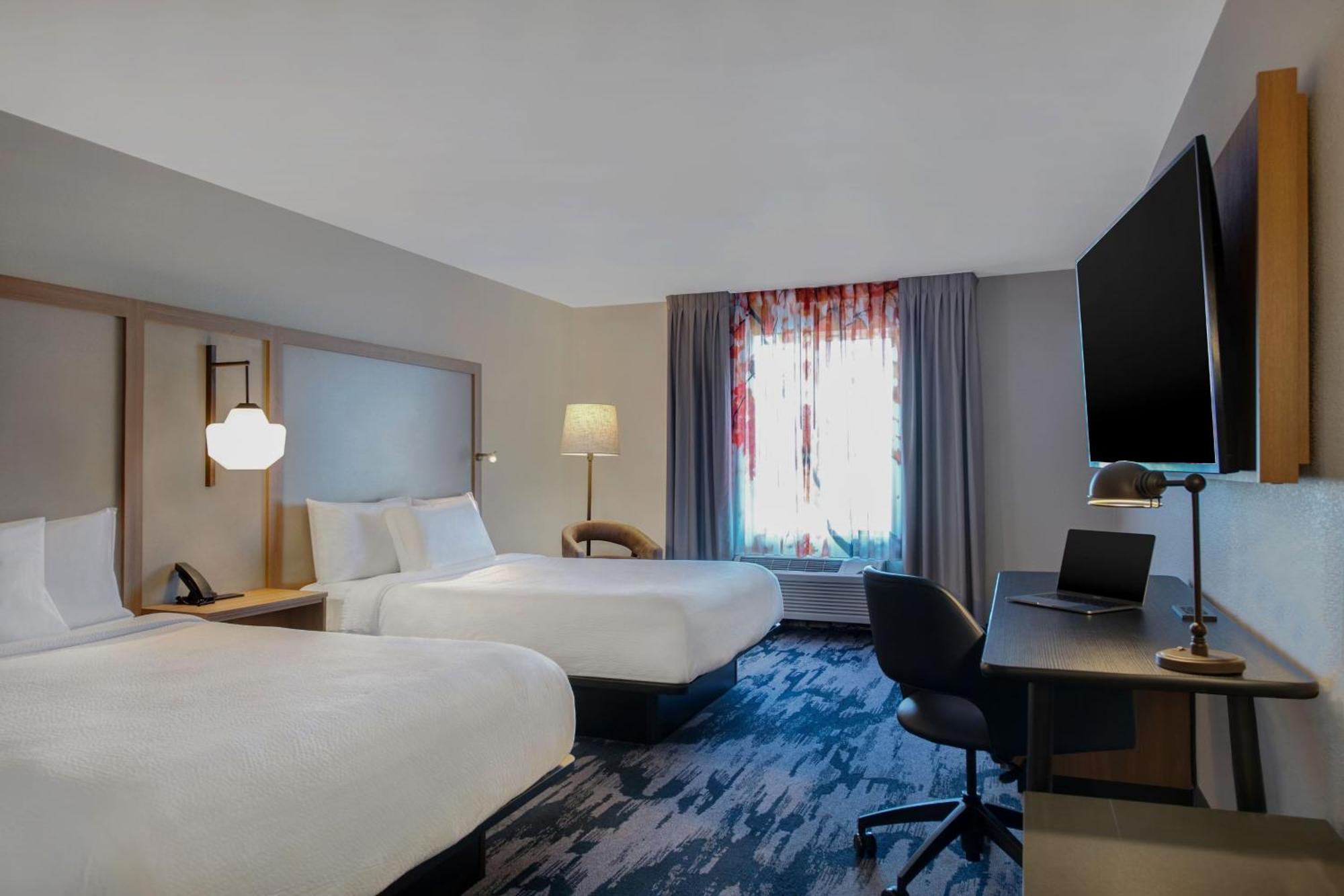 Fairfield Inn & Suites By Marriott Гринвуд Экстерьер фото