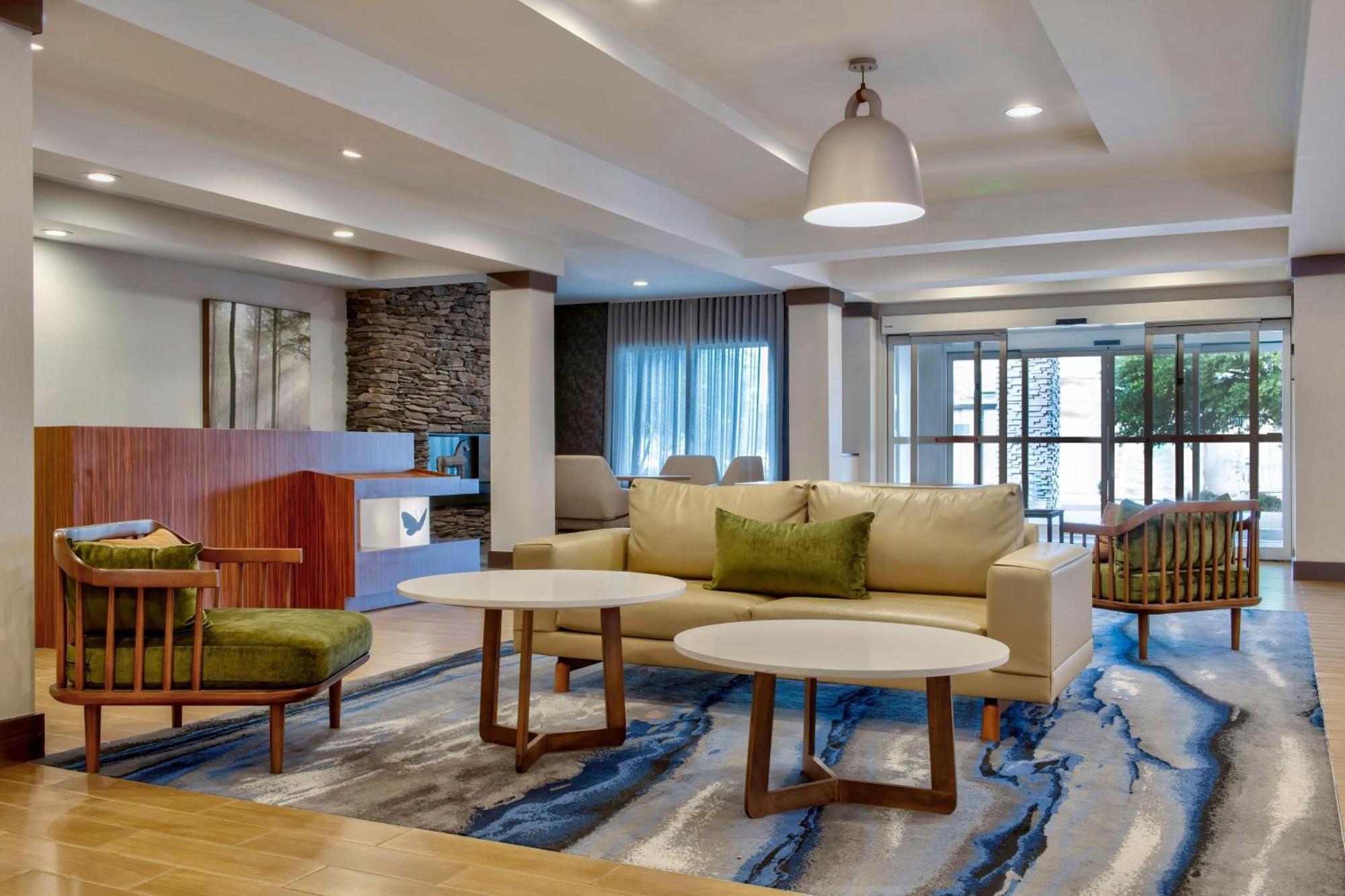 Fairfield Inn & Suites By Marriott Гринвуд Экстерьер фото