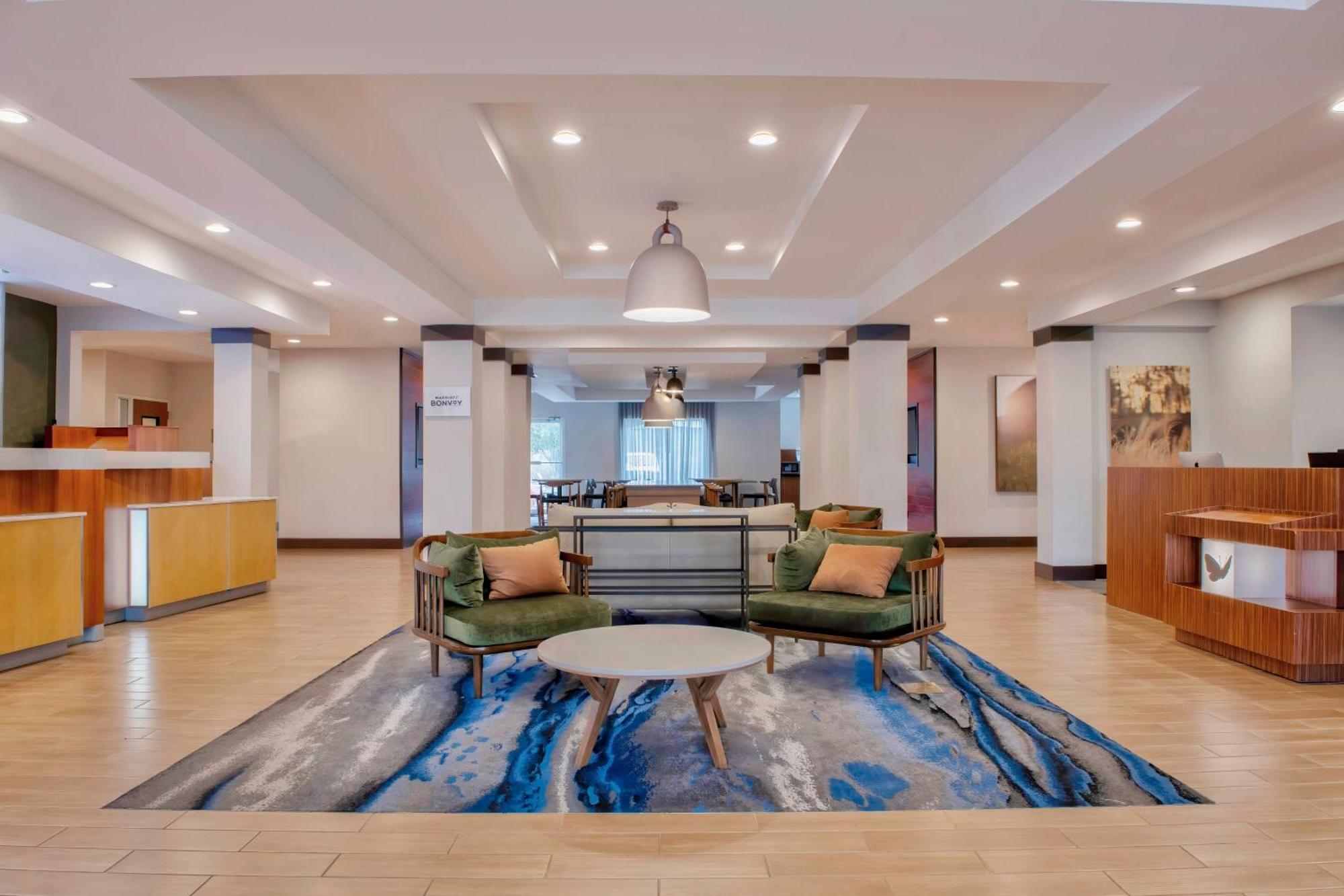 Fairfield Inn & Suites By Marriott Гринвуд Экстерьер фото